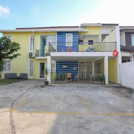 Oyo 90132 Come Inn Premium Kuala Terengganu Dış mekan fotoğraf