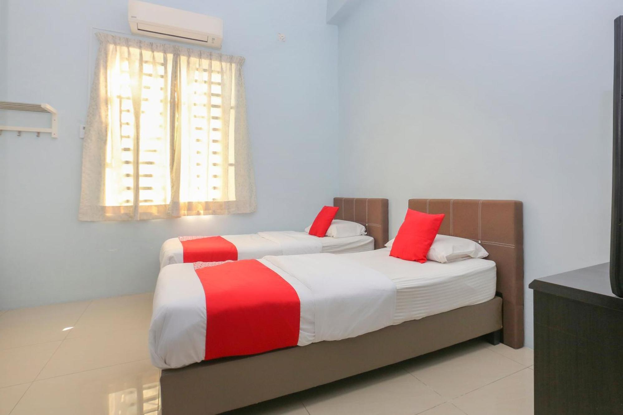 Oyo 90132 Come Inn Premium Kuala Terengganu Dış mekan fotoğraf
